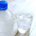 午後レン前の昼食、僕は水を飲まなかった。